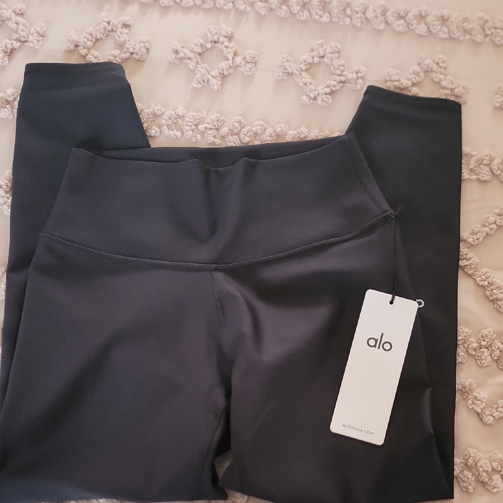 ALO Black High-Rise Performance Leggings